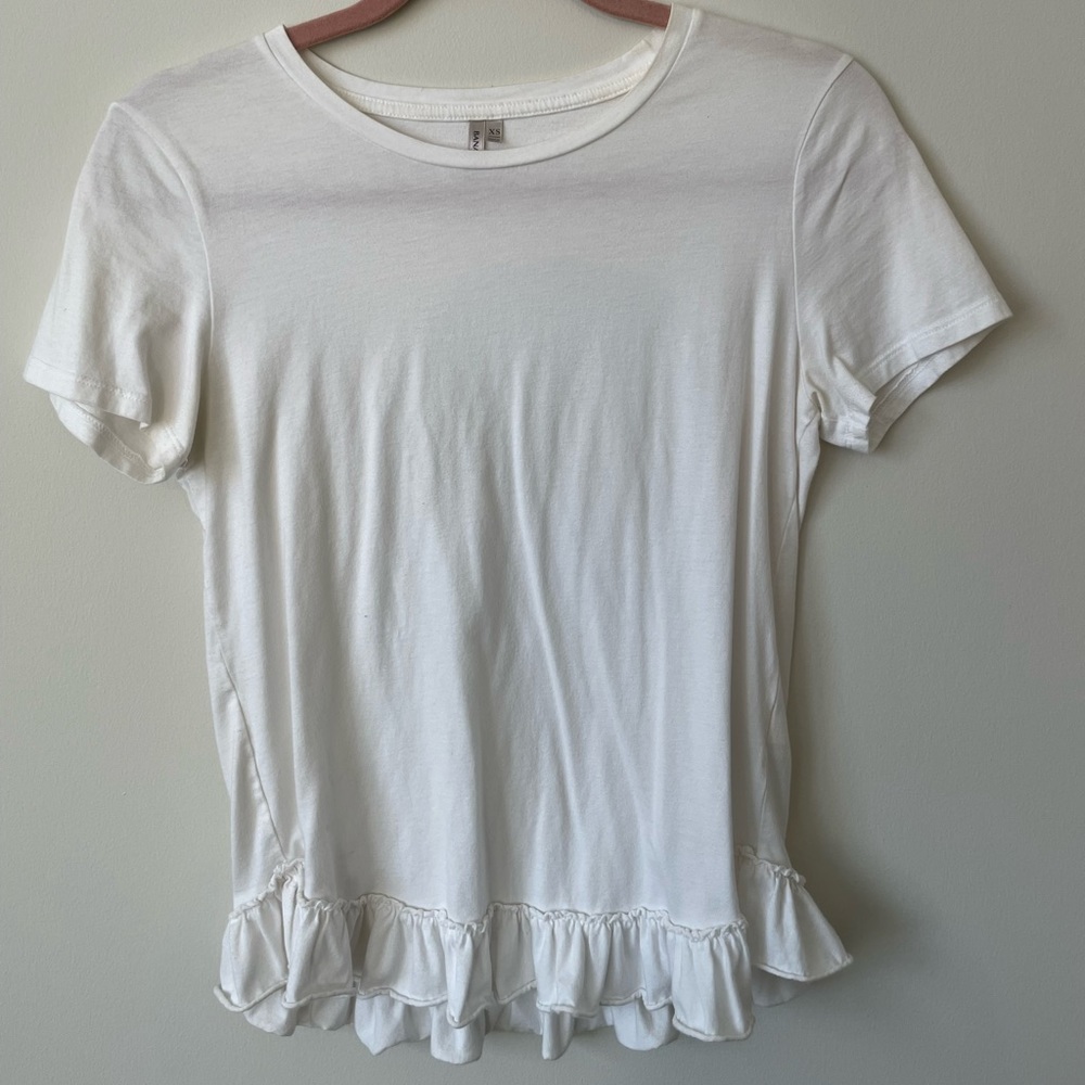 Banana Republic ruffle hem tank